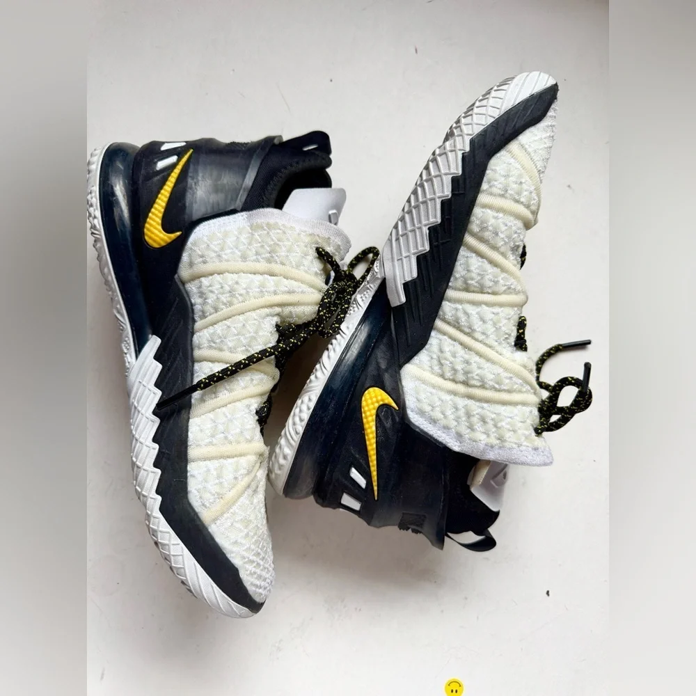 Nike LeBron 18 Sneakers Size 7